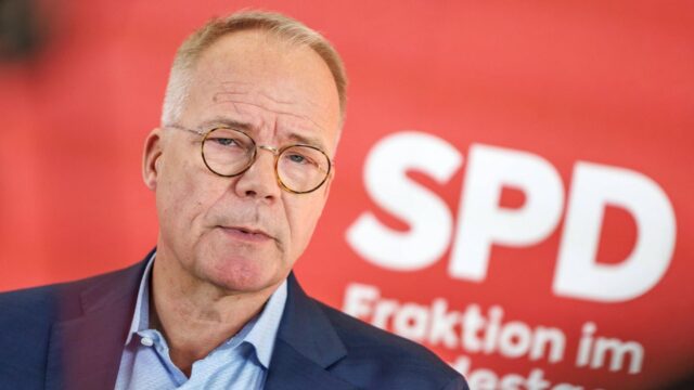 Treffen der Fraktion: Jetzt steigt auch die SPD in die Steuer Debatte ein Treffen der Fraktion: Jetzt steigt auch die SPD in die Steuer-Debatte ein 2026