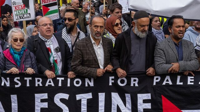 Trump pressures UK over Hamas-linked figure as US intel flags potential terror threat 2026