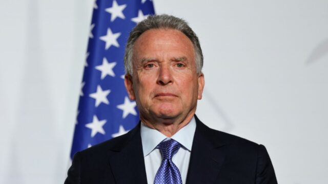 US Gesandter Witkoff nennt Ukraine Sicherheitspläne "weitgehend abgeschlossen" US-Gesandter Witkoff nennt Ukraine-Sicherheitspläne "weitgehend abgeschlossen" 2026