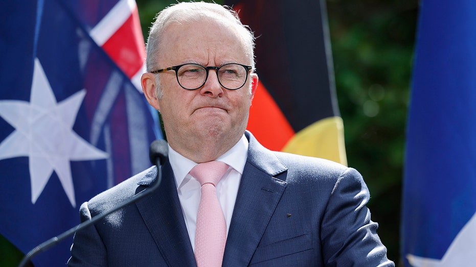 Australian prime minister evacuated from residence for security reasons 2026