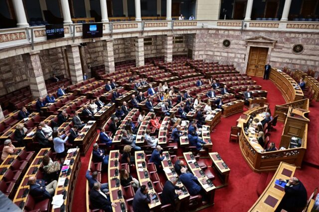 Μπάχαλο ή σταθερότητα 2026