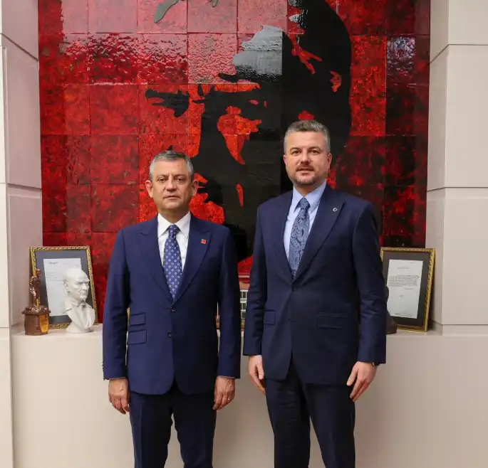 Chp'nin i̇zmir krizi: yönetilemeyen belediyeler, ödenmeyen maaşlar ve işçi düşmanlığı 2026 - adalet - iustitia. Bg Chp'nin i̇zmir krizi: yönetilemeyen belediyeler, ödenmeyen maaşlar ve işçi düşmanlığı 2026 chp nin zmir krizi netilemeyen belediyeler denmeyen maa 1 iustitia. Bg 31 mart 2024'teki yerel seçimlerin ardından neredeyse 2 yıl geçti. Chp için seçimler iyi sonuçlanmış,... Iustitia. Bg chp'nin i̇zmir krizi: yönetilemeyen belediyeler, ödenmeyen maaşlar ve işçi düşmanlığı 2026 2026-02-17 13:40:21 adalet - iustitia. Bg