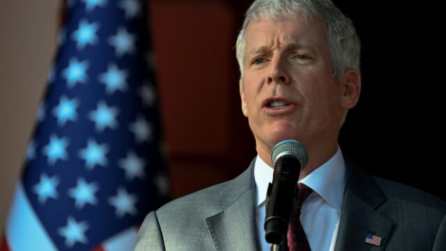 Chris Wright: US-Energieminister findet: "Klima-Kult" belastet Europas Wirtschaft 2026