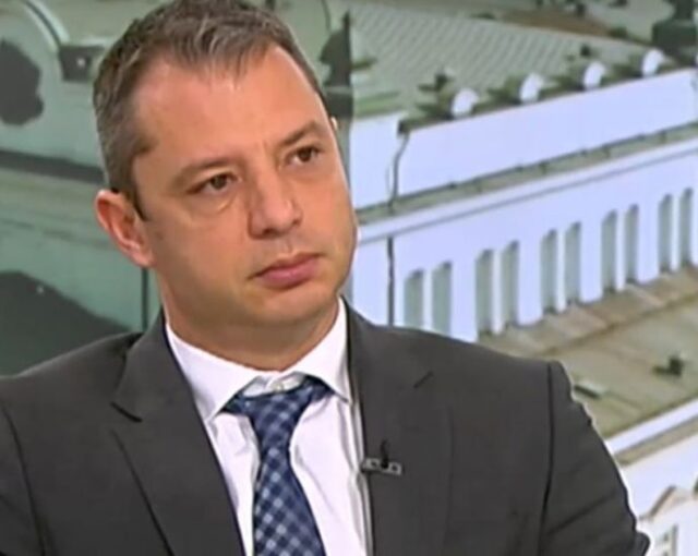 Делян Добрев напуска ГЕРБ след скандал с Борисов? 2026