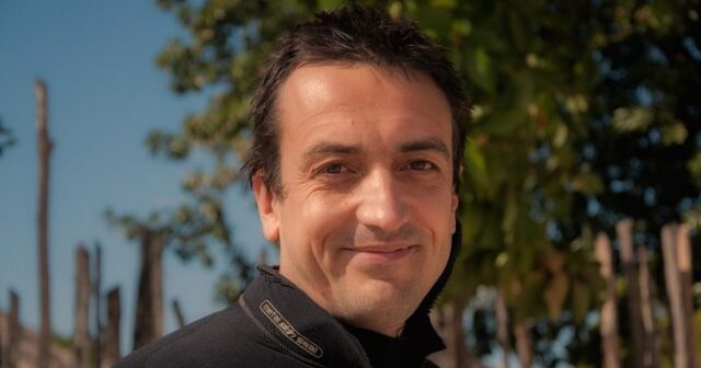 Дойде ли краят! Написаха песен за Калушев 2026