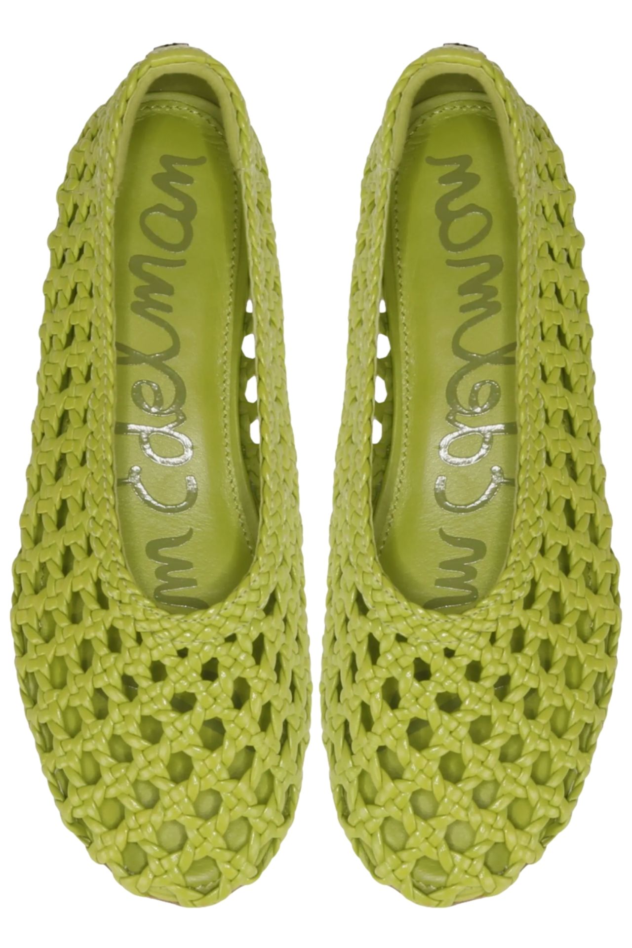 New look (18) outfits going for green 2026 going for green 2026 7 outfits pants // sweater // shoes // coat // bag the love of green continues! I love a look that is head... Iustitia. Bg going for green 2026 2026-02-24 10:50:00 justice - iustitia. Bg outfits