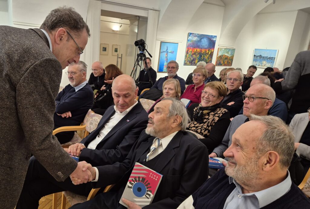 Žiga turk: svoboda je, če si upamo… 2026 iga turk svoboda upamo 2026 1 iustitia. Bg piše: peter jančič (spletni časopis)
“svobode govora je toliko, kolikor si upamo. ” to je žiga... Iustitia. Bg žiga turk: svoboda je, če si upamo… 2026 2026-02-05 14:10:06 юстиция