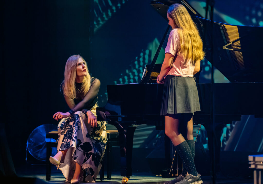 Kultura lélekhíd – utazás a zongora szívébe február 24-én vácon, a piarista kilátó központban 2026 lekh utaz zongora febru con piarista kil zpontban 2026 1 kultura iustitia. Bg -varázslatos utazásra hívja a zene szerelmeseit a vénégy fesztivál. A lélekhíd című ingyenes előadás... Iustitia. Bg lélekhíd – utazás a zongora szívébe február 24-én vácon, a piarista kilátó központban 2026 2026-02-18 18:13:05 igazságszolgáltatás - iustitia. Bg kultura