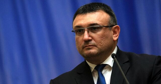 Младен Маринов с парлив въпрос към Рашков за аферата "Петрохан" 2026