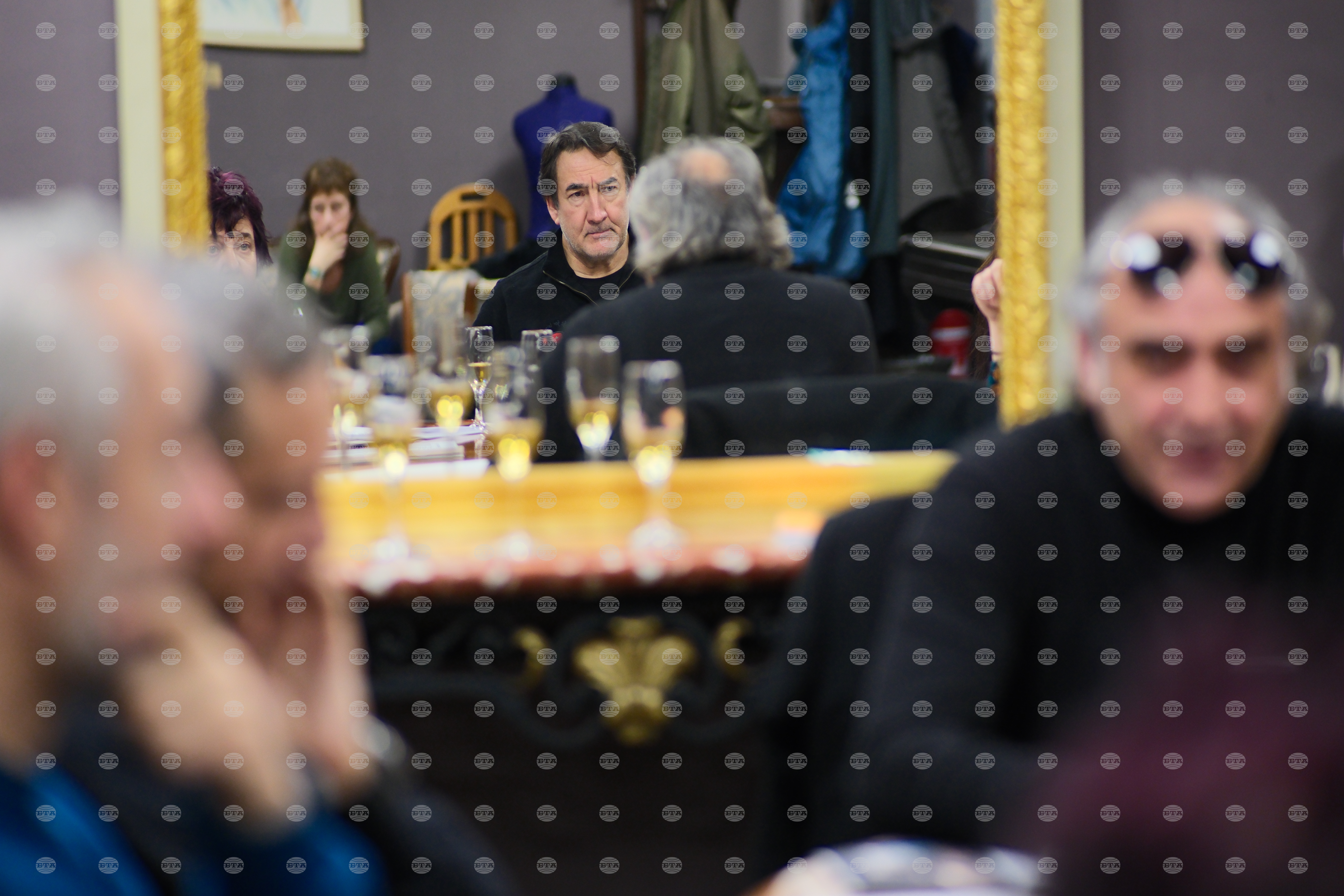 Лик в народния театър започват репетиции на „есенна соната“ по бергман 2026 narodniya teatar zapochvat repetitsii esenna sonata ber лик в народния театър започнаха репетициите на „есенна соната“ по ингмар бергман – сценична среща с една от... Iustitia. Bg в народния театър започват репетиции на „есенна соната“ по бергман 2026 2026-02-17 14:12:09 юстиция лик