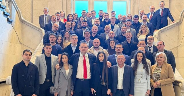 Пеевски се срещна с младежи от Пазарджик 2026