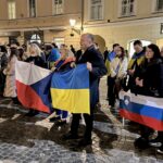 Fokus (prejeli smo) ukrajinci na na shodu v ljubljani: “hvala sloveniji za podporo! ” 2026 prejeli smo ukrajinci shodu ljubljani hvala sloveniji p 5 fokus iustitia. Bg piše: i. S. Včeraj, ob četrti obletnici ruske obsežne invazije na ukrajino, se je ukrajinska skupnost v... Iustitia. Bg (prejeli smo) ukrajinci na na shodu v ljubljani: “hvala sloveniji za podporo! ” 2026 2026-02-25 12:10:32 pravosodje - iustitia. Bg fokus