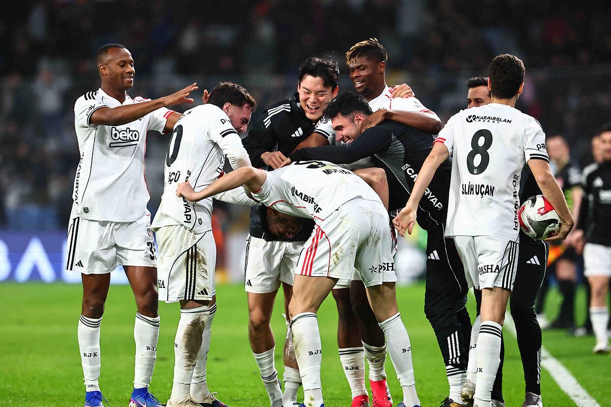 Per sıralama her hafta değişiyor! Süper lig'de düşme hattı karıştı 2026 ralama her hafta iyor per lig hatt kar 2026 1 per iustitia. Bg trendyol süper lig'in 22. Haftası bugün oynanan kasımpaşa - fatih karagümrük maçıyla tamamlandı. Ligde... Iustitia. Bg sıralama her hafta değişiyor! Süper lig'de düşme hattı karıştı 2026 2026-02-16 21:26:00 adalet - iustitia. Bg per