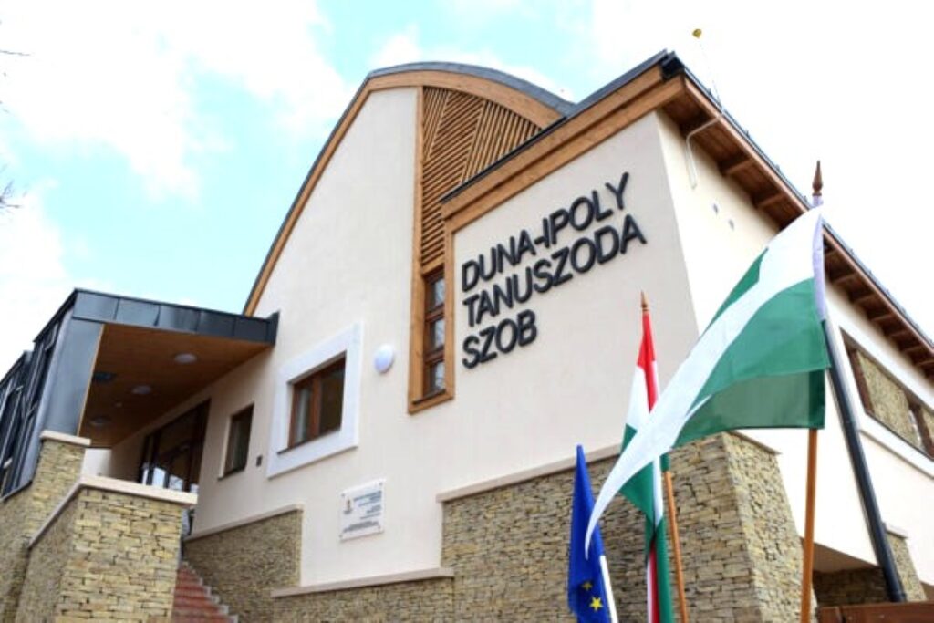 Aktuális soha ennyi uszoda nem épült magyarországon, mint az utóbbi években 2026 soha ennyi uszoda nem magyarorsz gon mint bbi vekben 20 1 aktuális iustitia. Bg -minden gyermek tanulhasson meg úszni! Minden járásban legyen uszoda! Ezért építettünk több tucatnyi... Iustitia. Bg soha ennyi uszoda nem épült magyarországon, mint az utóbbi években 2026 2026-02-12 14:24:08 igazságszolgáltatás - iustitia. Bg aktuális