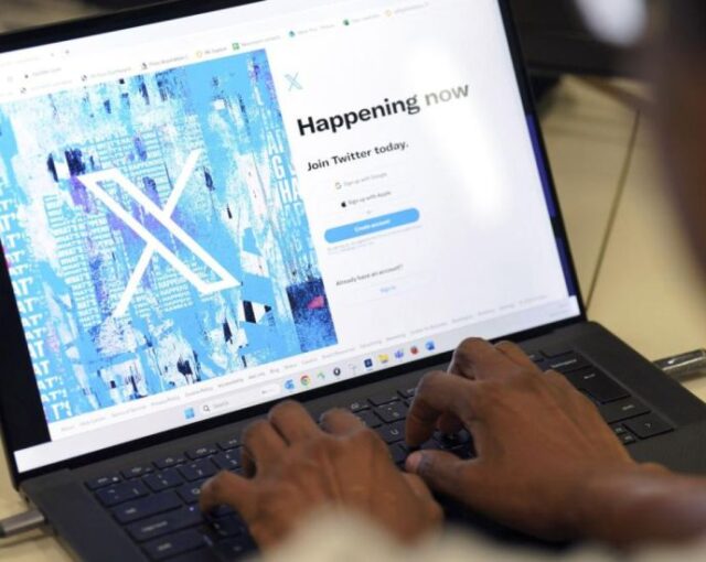 Социалната мрежа на Мъск „Екс“ се срина 2026