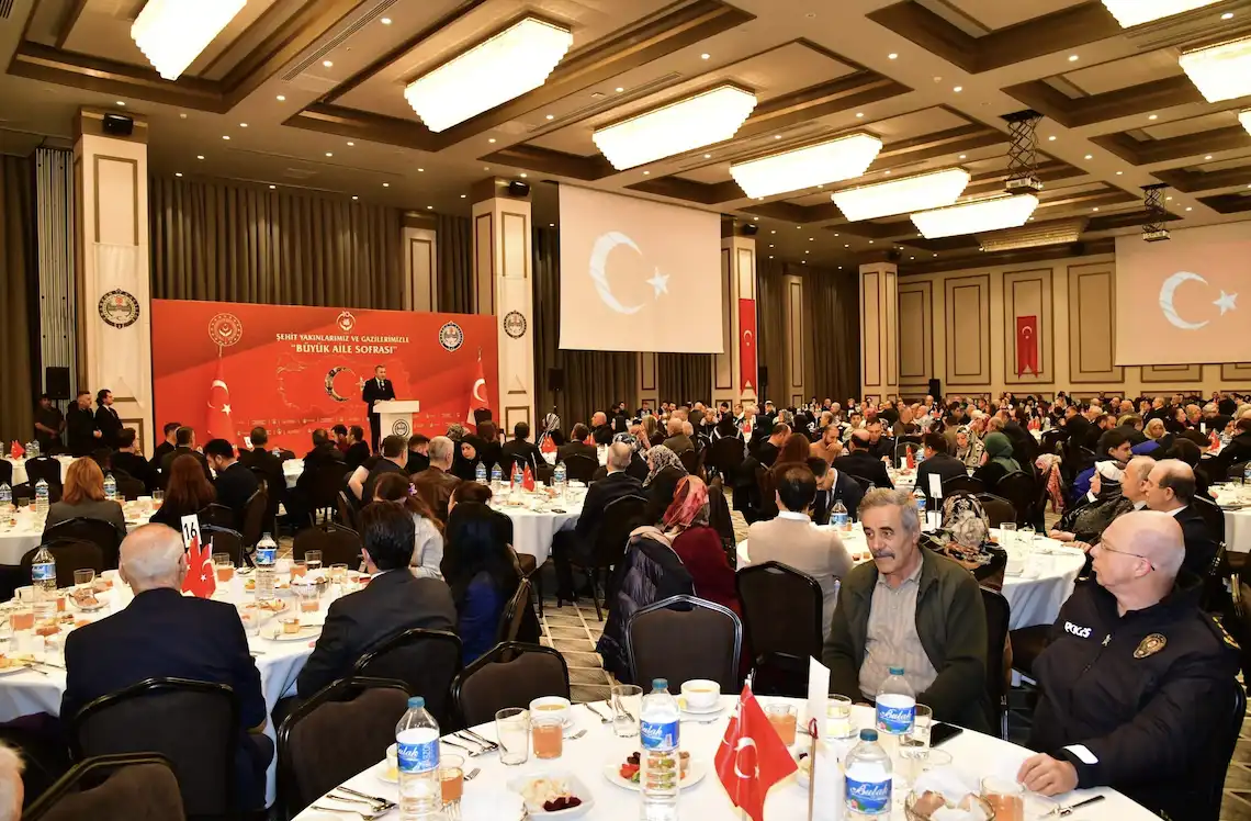 Trabzon'da şehit aileleri ve gaziler için iftarda buluştular 2026 - adalet - iustitia. Bg Ekran resmi 2026 02 19 22. 35. 12
