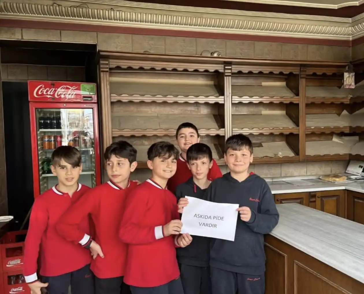 Ekran resmi 2026 02 19 21. 35. 23