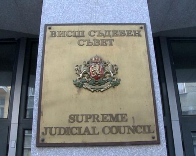 ВСС вдигна заплатите в системата със задна дата 2026