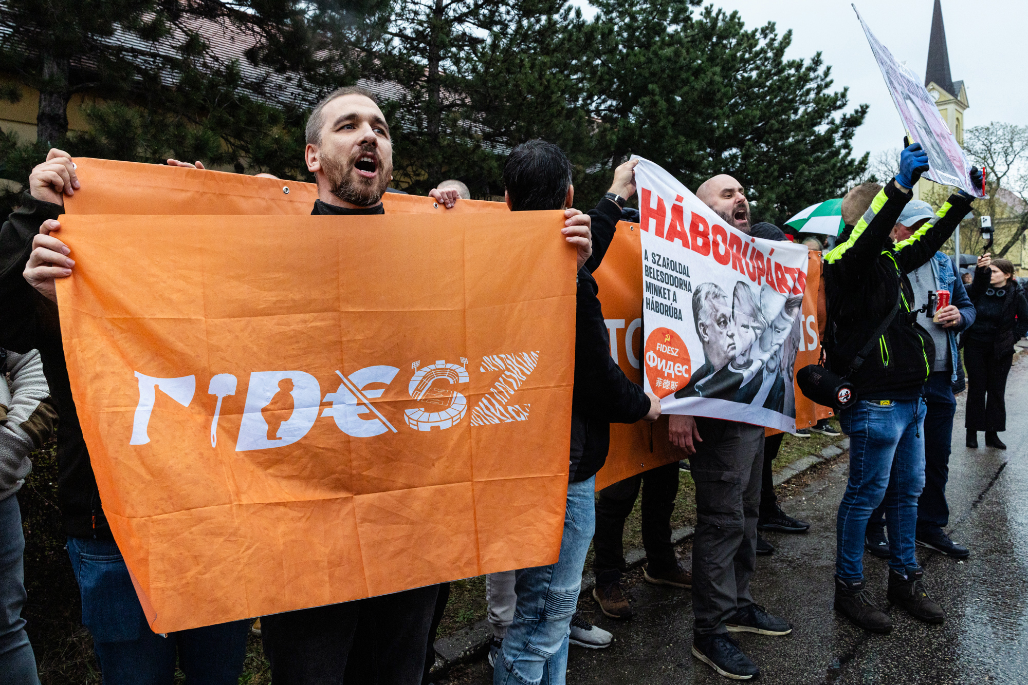 A péceli teret is alig töltötte meg orbán viktor, megint adolfék védték a rendet 2026 - igazságszolgáltatás - iustitia. Bg 444 a péceli teret is alig töltötte meg orbán viktor, megint adolfék védték a rendet 2026 celi teret alig tte meg orb viktor megint adolf rendet 444 iustitia. Bg „ugye nem lesz balhé? ” – ezzel lépett oda diszkréten a péceli... Iustitia. Bg a péceli teret is alig töltötte meg orbán viktor, megint adolfék védték a rendet 2026 2026-03-28 18:56:59 igazságszolgáltatás - iustitia. Bg 444