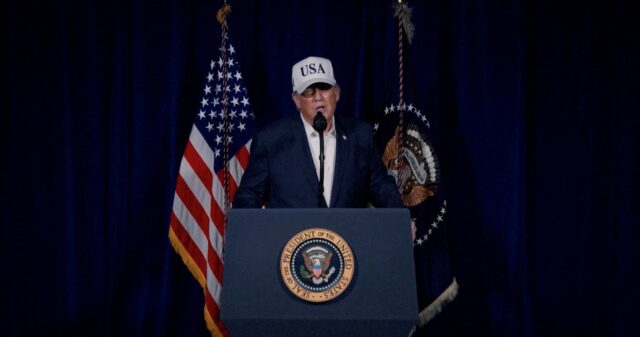 Des "mensonges flagrants", une opération nécessaire pour un "monde plus sûr"... L'attaque de Donald Trump contre l'Iran vue par la presse étrangère 2026