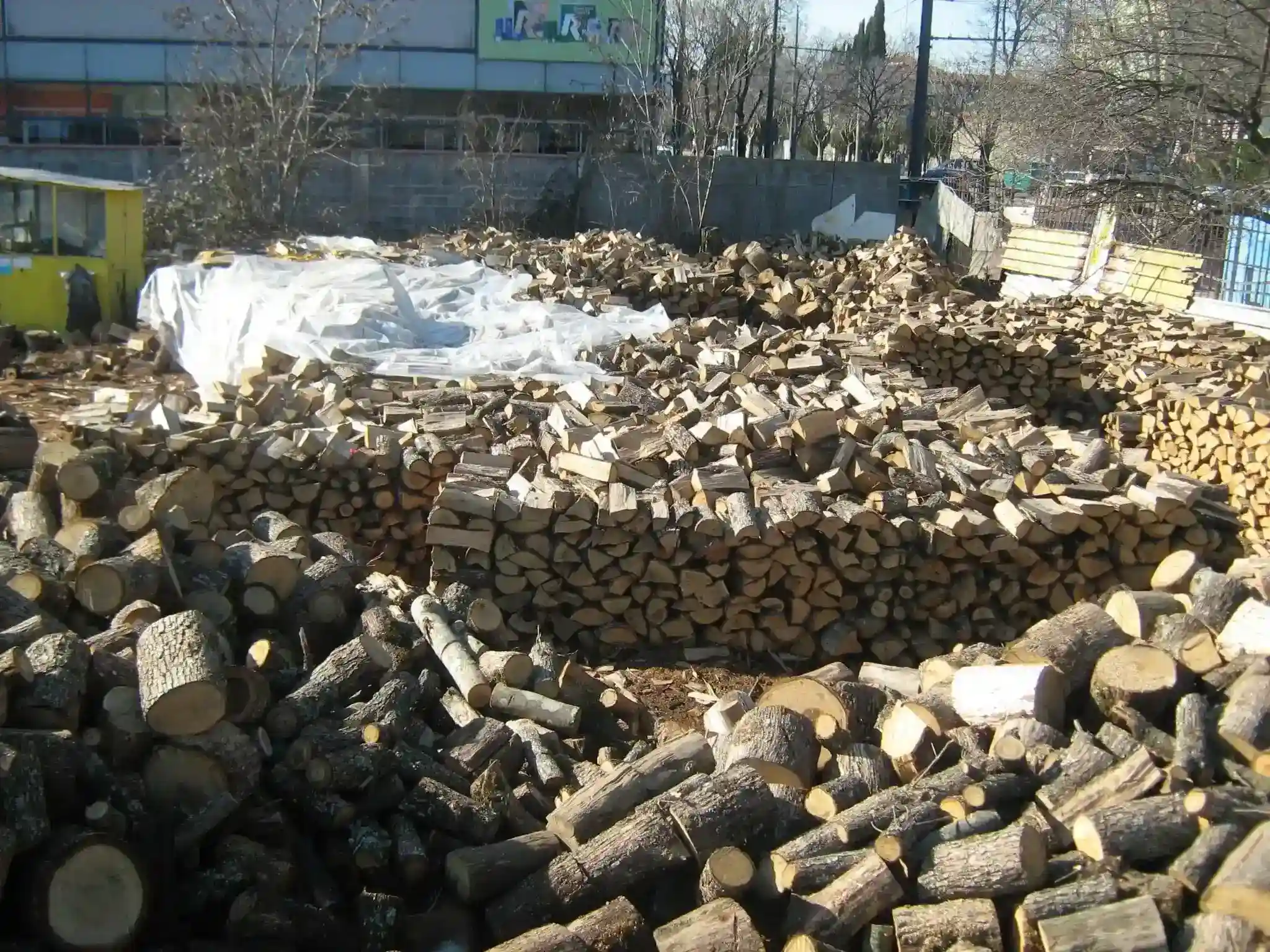 индустриални дърва за огрев