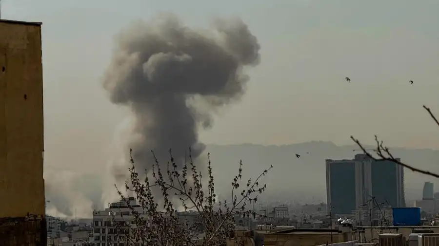 Politics five takeaways as trump wages war on iran 2026 five takeaways trump wages war iran 2026 politics the united states and israel launched waves of strikes saturday morning against iran after weeks of tensions between... Iustitia. Bg five takeaways as trump wages war on iran 2026 2026-03-01 03:15:19 justice - iustitia. Bg politics