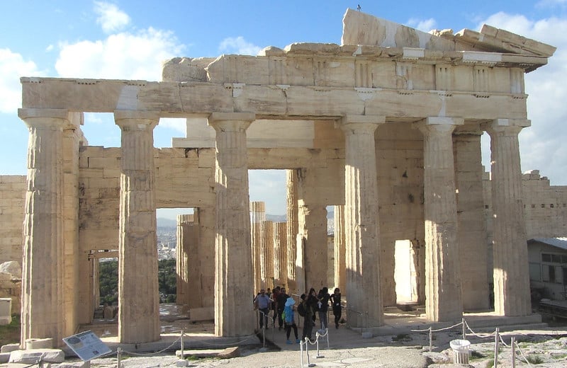 Full guide to the acropolis of athens: top 10 monuments to see 2026 - justice - iustitia. Bg The propylaia, entrance gate of the acropolis of athens, greece