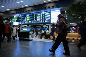 Keliautojams nepatiks: jau ryt vokietijos oro uoste – šimtai atšauktų skrydžių 2026 - teisingumas - iustitia. Bg Rinkos pulsas keliautojams nepatiks: jau ryt vokietijos oro uoste – šimtai atšauktų skrydžių 2026 keliautojams nepatiks jau ryt vokietijos oro uoste imta rinkos pulsas iustitia. Bg berlyno oro uostas praneša, kad dėl streiko trečiadienį, kovo 18 d. , šiame transporto mazge bus sustabdyti visi keleiviniai skrydžiai. Tai reiškia, kad negalės pakilti ir... Keliautojams nepatiks: jau ryt vokietijos oro uoste – šimtai atšauktų skrydžių 2026 2026-03-17 09:02:01 teisingumas - iustitia. Bg rinkos pulsas