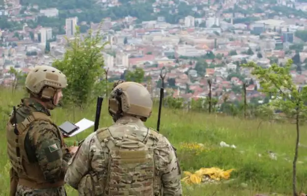 Nato përgënjeshtron rusinë për militarizimin e ballkanit perëndimor 2026 - юстиция *anash nato përgënjeshtron rusinë për militarizimin e ballkanit perëndimor 2026 nato njeshtron rusin militarizimin ballkanit per ndimor *anash teksa moska pretendon se aleanca ushtarake perëndimore po militarizon ballkanin perëndimor me qëllim përballjen me... Iustitia. Bg nato përgënjeshtron rusinë për militarizimin e ballkanit perëndimor 2026 2026-03-31 06:38:02 юстиция *anash