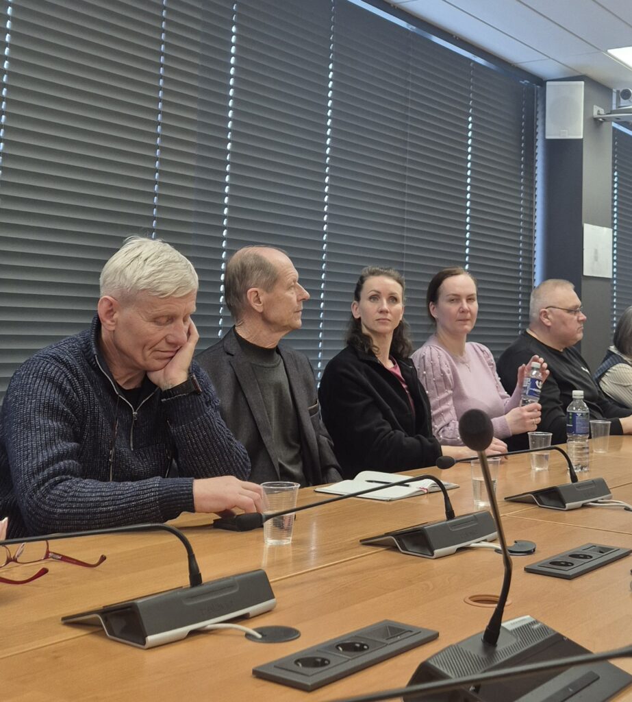 Aktualija naujasis gargždų turgus – turgaus kultūros puoselėjimo tęsinys 2026 naujasis garg turgus turgaus kult ros puosel jimo sinys 6 aktualija iustitia. Bg klaipėdos rajono savivaldybės architektūros ir urbanistikos skyriaus vedėjas gytis kasperavičius demonstruodamas būsimojo naujojo turgaus maketą, išreiškė viltį, kad gargždų... Naujasis gargždų turgus – turgaus kultūros puoselėjimo tęsinys 2026 2026-03-18 09:14:00 teisingumas - iustitia. Bg aktualija
