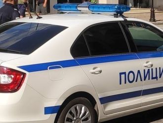Politika ръст на сигналите за изборни нарушения, в мвр са постъпили 105 2026 rast signalite izborni narusheniya mvr postapili 105 20 1 politika в министерството на вътрешните работи (мвр) към 20 март са получени общо 105 сигнала за нарушения във връзка с предстоящите избори, образувани са 43 досъдебни производства,... Iustitia. Bg ръст на сигналите за изборни нарушения, в мвр са постъпили 105 2026 2026-03-23 09:30:34 юстиция politika