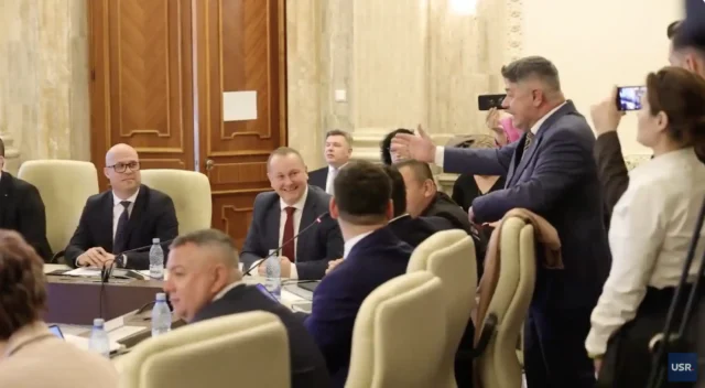 Scandal la dezbaterea bugetului MApN. Un ales al Opoziției a dat buzna în ședință: „Miruță a făcut armata”. Atacuri între PNL și PSD 2026