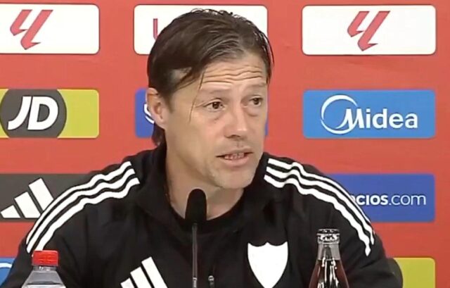 Sevilla'da Matias Almeyda'dan savaşlara tepki: Füzeye para var, açlığa yok Sevilla'da Matias Almeyda'dan savaşlara tepki: Füzeye para var, açlığa yok... 2026