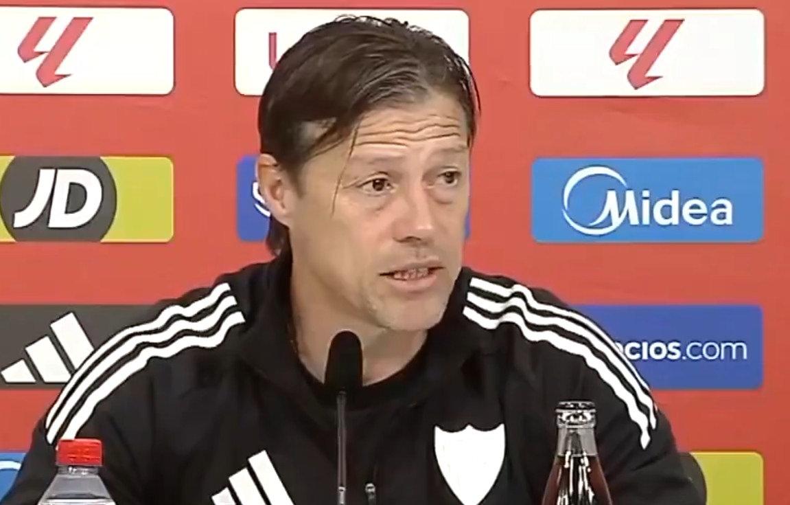 Sevilla'da matias almeyda'dan savaşlara tepki: füzeye para var, açlığa yok... 2026 - adalet - iustitia. Bg Sevilla'nın arjantinli teknik direktörü matias almeyda
