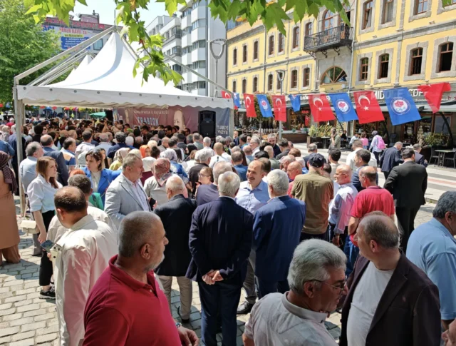 Trabzon meydanında bayram çakışması... 2026