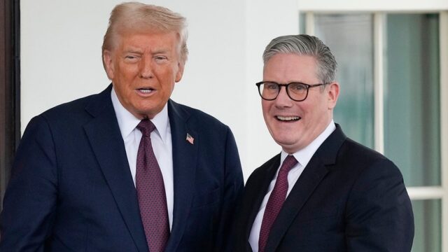 Trump, Starmer agree Strait of Hormuz must reopen as Middle East conflict escalates 2026