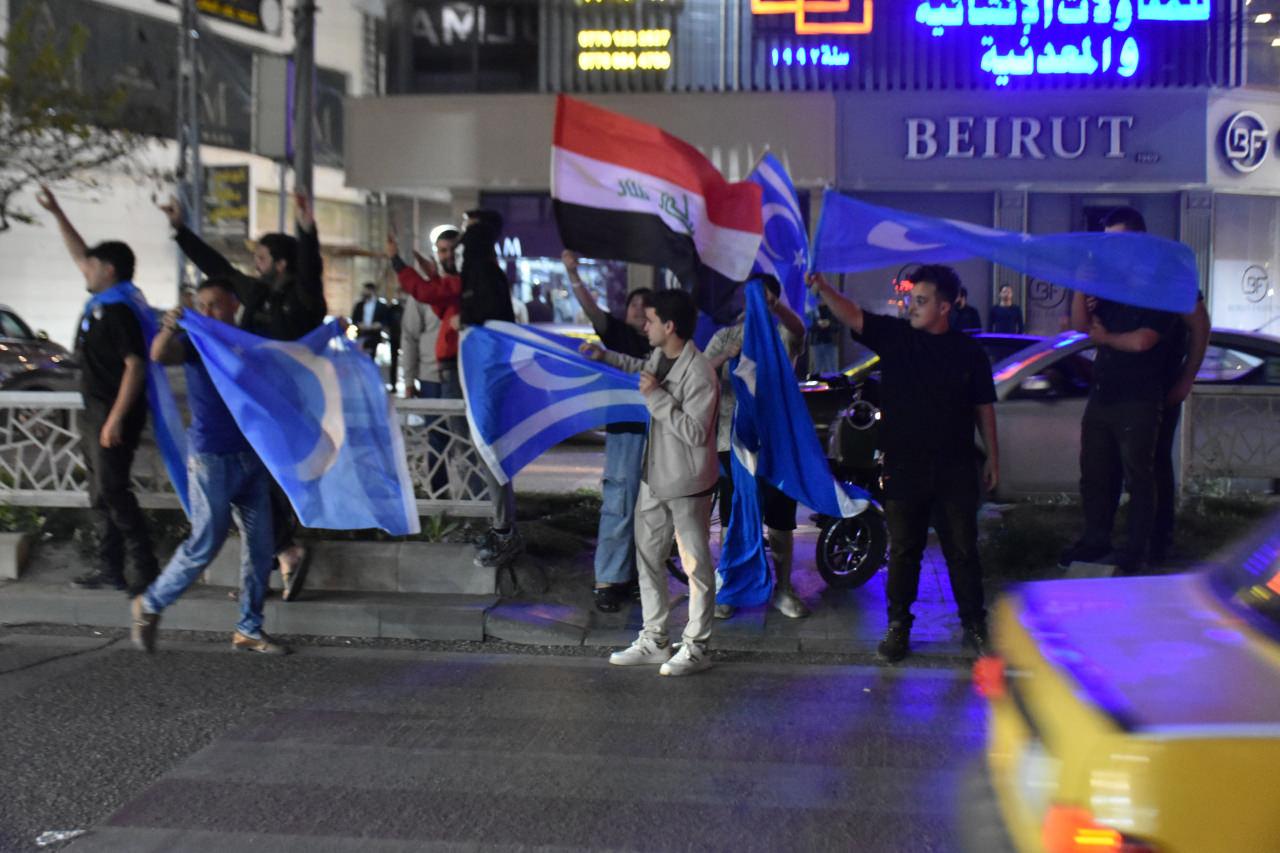 Dünya 100 yıl sonra bir ilk! Valilik türkmenlere geçti 2026 100 sonra bir ilk valilik rkmenlere 2026 1 dünya iustitia. Bg kerkük vilayet meclisi’nde yapılan oturumda eski vali rebvar taha’nın istifası kabul edilirken, meclis... Iustitia. Bg 100 yıl sonra bir ilk! Valilik türkmenlere geçti 2026 2026-04-16 23:57:00 adalet - iustitia. Bg dünya