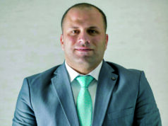 الخبير المالي وليد الفقهاء لـ الشرق: المستثمرون يبنون مراكز جديدة لاقتناص الفرص في البورصة 2026 الخبير المالي وليد الفقهاء لـ الشرق: المستثمرون يبنون مراكز جديدة لاقتناص الفرص في البورصة 2026