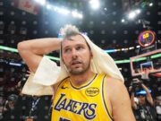 Баскетболистът на Лос Анджелис Лейкърс Лука Дончич поднови леки тренировки 2026 Баскетболистът на Лос Анджелис Лейкърс Лука Дончич поднови леки тренировки 2026