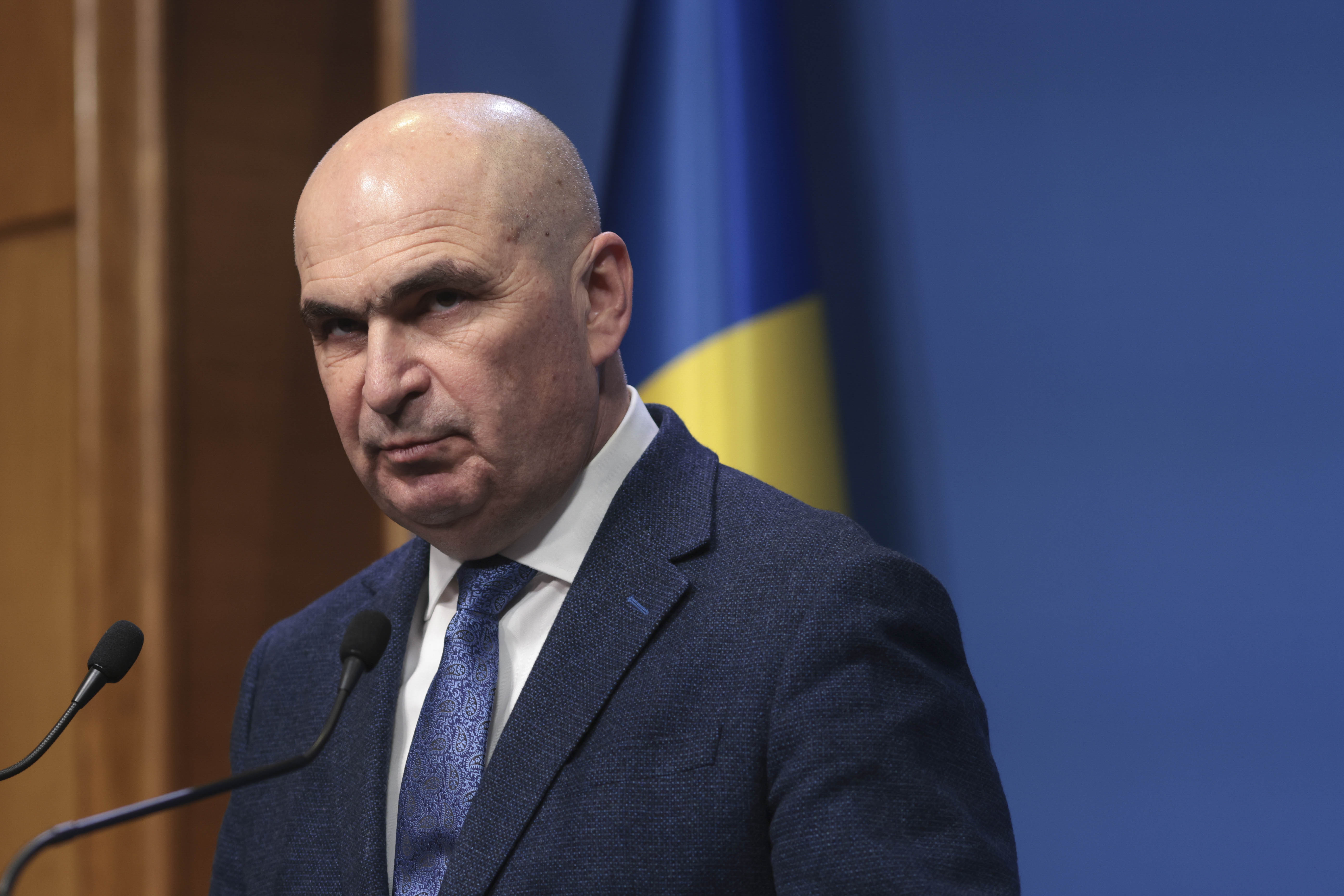 Bolojan: „nu mai putem accepta companii de stat falimentare care consumă bani publici”. Primele firme vizate și planul de reformă 2026 bolojan mai putem accepta companii stat falimentare car iustitia. Bg premierul ilie bolojan a anunțat, joi seara, direcţiile de acţiune pentru reforma primelor 22 de... Iustitia. Bg bolojan: „nu mai putem accepta companii de stat falimentare care consumă bani publici”. Primele firme vizate și planul de reformă 2026 2026-04-16 19:30:32 justiţie - iustitia. Bg
