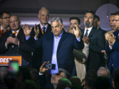 Hiába bukott óriásit a Fidesz, Rogán, Lázár, Szijjártó, Kocsis és Menczer marad, több húzónevük eltűnhet 2026 Hiába bukott óriásit a Fidesz, Rogán, Lázár, Szijjártó, Kocsis és Menczer marad, több húzónevük eltűnhet 2026