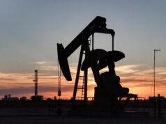 Ceny ropy opäť zamierili nahor, reagujú na Trumpove hrozby voči Iránu 2026 Ceny ropy opäť zamierili nahor, reagujú na Trumpove hrozby voči Iránu 2026