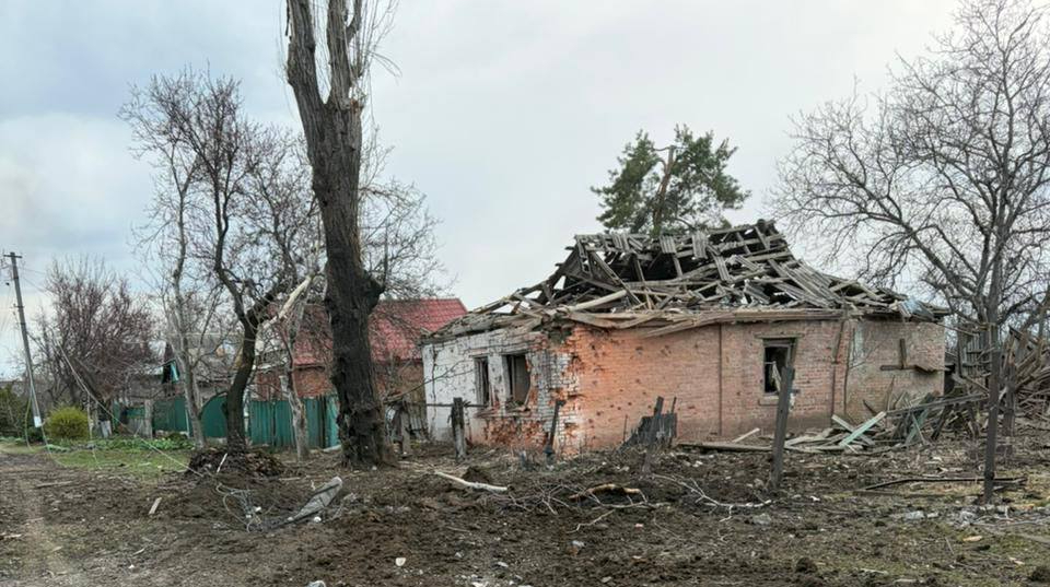 Новини через бомбардування краматорська загинули четверо людей, серед них 16-річний хлопець 2026 cherez bombarduvannya kramatorsyka zaginuli chetvero ly 2 новини 3 квітня у краматорську через російські авіаудари авіабомбами загинули 4 людини, серед них 16-річний хлопець, ще... Iustitia. Bg через бомбардування краматорська загинули четверо людей, серед них 16-річний хлопець 2026 2026-04-03 20:33:00 справедливість - юстиция новини