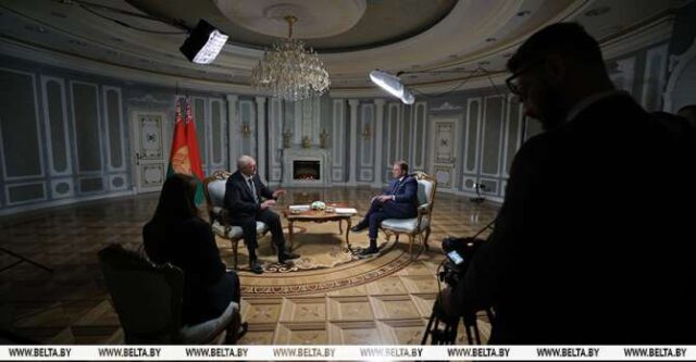 «Что он за 4 года сделает? Ничего». Лукашенко нащвал Трампа «временщиком» 2026