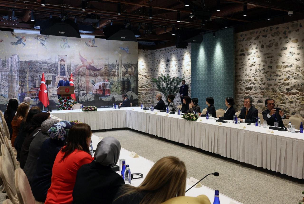 Cumhurbaşkanı erdoğan, icapp kadın kolu 9. Toplantısı'nın katılımcılarını kabul etti 2026 - adalet - iustitia. Bg Si̇yaset cumhurbaşkanı erdoğan, icapp kadın kolu 9. Toplantısı'nın katılımcılarını kabul etti 2026 cumhurba kan erdo icapp kad kolu toplant kat lar kabul 1 si̇yaset iustitia. Bg cumhurbaşkanı recep tayyip erdoğan, uluslararası asya siyasi partiler konferansı (icapp) kadın kolu 9.... Iustitia. Bg cumhurbaşkanı erdoğan, icapp kadın kolu 9. Toplantısı'nın katılımcılarını kabul etti 2026 2026-04-10 18:35:00 adalet - iustitia. Bg si̇yaset