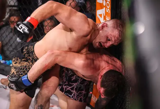 Делян алишахи с трета поредна победа - този път в лас вегас delyan alishahi treta poredna pobeda tozi pat las vegas делян алишахи записа трета поредна победа в професионалното мма. Късно снощи в лас вегас 27-годишният българин надделя над американеца дилан потър (10-9) със събмишън (arm... Iustitia. Bg делян алишахи с трета поредна победа - този път в лас вегас 2026-04-26 07:16:00 юстиция