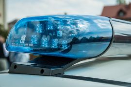 Драматична акција за спасување на десетици луѓе во сава, заглавиле во мочурлив дел 2026 - правда - юстиция Balkán драматична акција за спасување на десетици луѓе во сава, заглавиле во мочурлив дел 2026 dramatichna aktsi spasuvanje desetitsi lugje sava zagla balkán iustitia. Bg полициската управа вуковарско-сремска утрово, на 1 април 2026 година, во 01:42 часот примила телефонска пријава дека во реката сава, меѓу штитар и бабина греда, се наоѓаат... Драматична акција за спасување на десетици луѓе во сава, заглавиле во мочурлив дел 2026 2026-04-01 10:10:28 правда - юстиция balkán