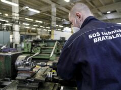 Drucker chce zrušiť dvojročné učilištia a nahradiť ich novým modelom. Zmena sa dotkne tisícok žiakov 2026 Drucker chce zrušiť dvojročné učilištia a nahradiť ich novým modelom. Zmena sa dotkne tisícok žiakov 2026