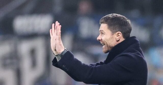 Двама горят веднага, ако Алонсо поеме Ливърпул 2026