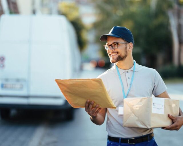 "Еконт" спира да доставя пратки до адрес в малки селища 2026